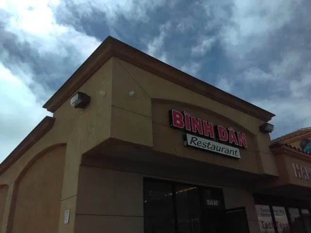 Bình Dân Restaurant