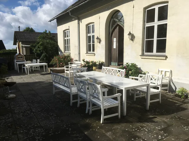 Hostel California - Pejrup Station