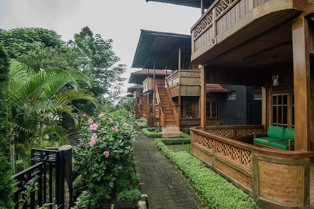 RedDoorz Plus near Kota Bunga Cipanas