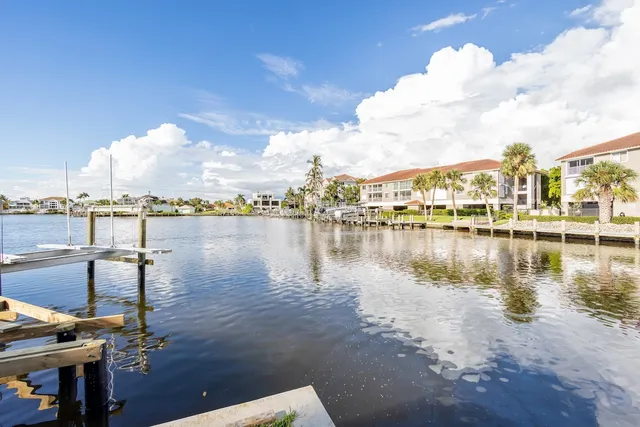 Naples Vacation Rentals and Beach Rentals by Vacasa