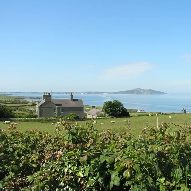 Pen y Graig - The Loft B&B and holiday cottages Church Bay - Holiday on Anglesey