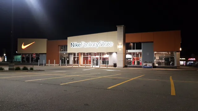 RioCan Centre Burloak