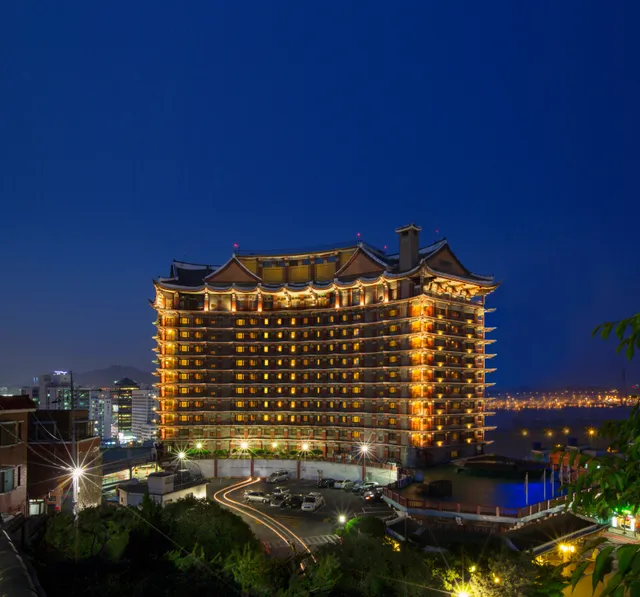 Commodore Hotel Busan