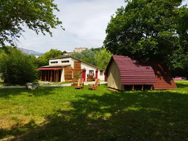Camping Municipal Les Écureuils - Drôme