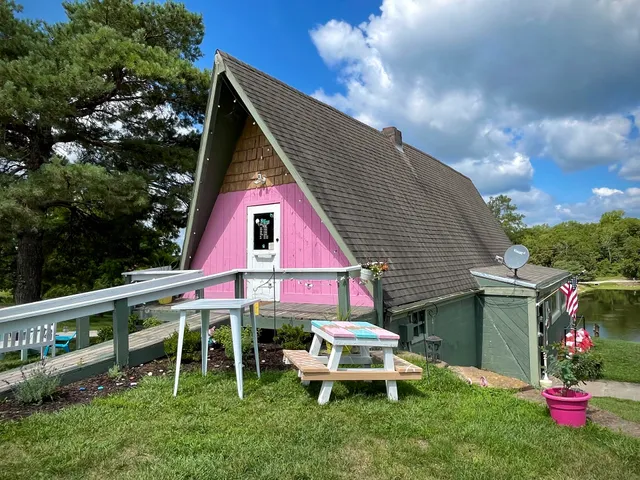 Lake Paradise Resort