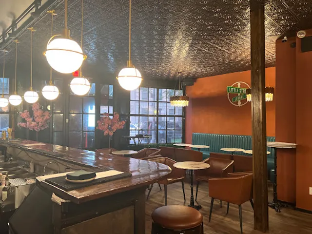 Little Street Lounge