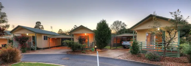 PepperTree Cabins Kingaroy