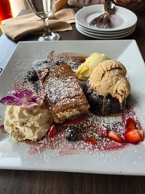 La Piazza Restaurant