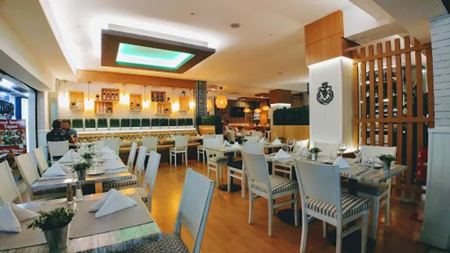 Restaurant Royal Grill Steakhouse