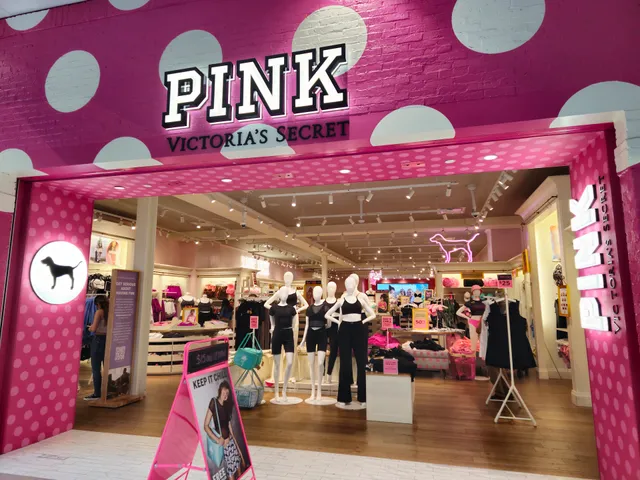 Victoria's Secret & PINK