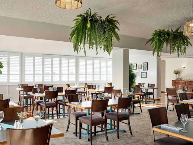 CROSSROADS RESTAURANT