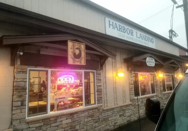 Fox Island Trading Co.