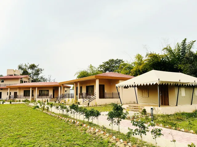 Bandhav Moonlight Resort