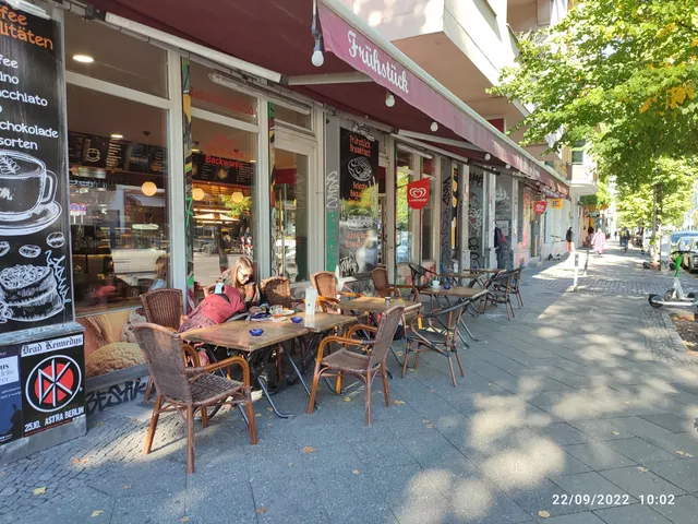 Demirel’s Coffeeshop and Bakery