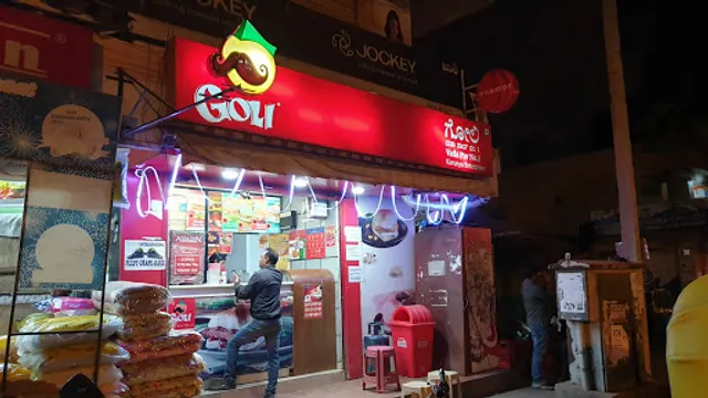 Goli Vada Pav