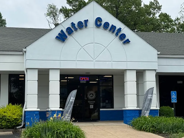 Maaji's Street Kitchen