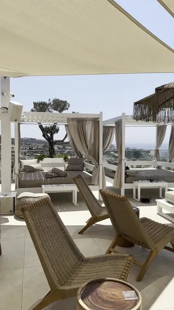 Napa View - Sky Lounge