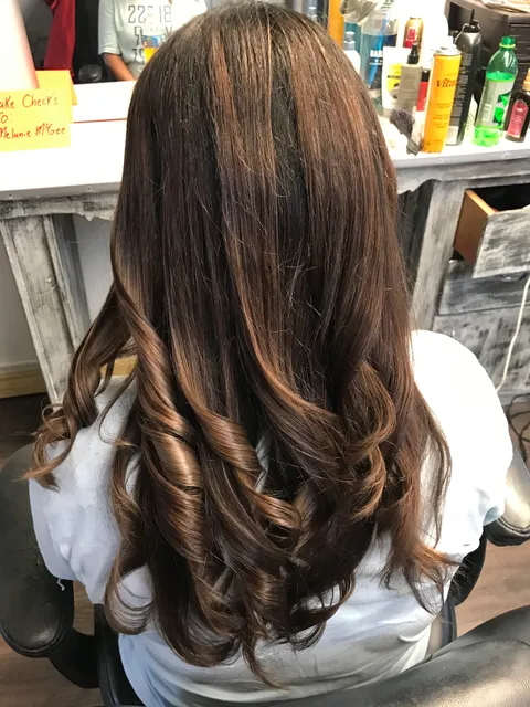 Frosty's Beauty Shop