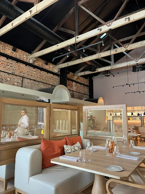 North&COMMON Restaurant at Pentridge