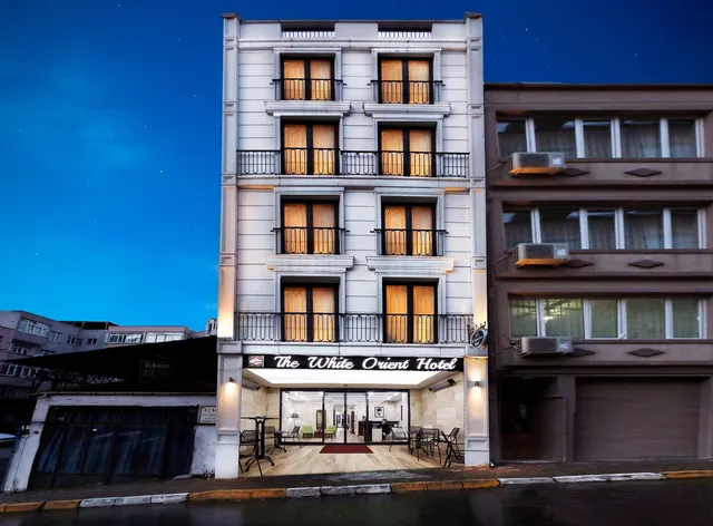 The White Orient Hotel​