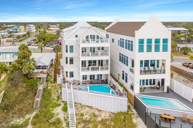 Sea Breeze by Holiday Beach Rentals