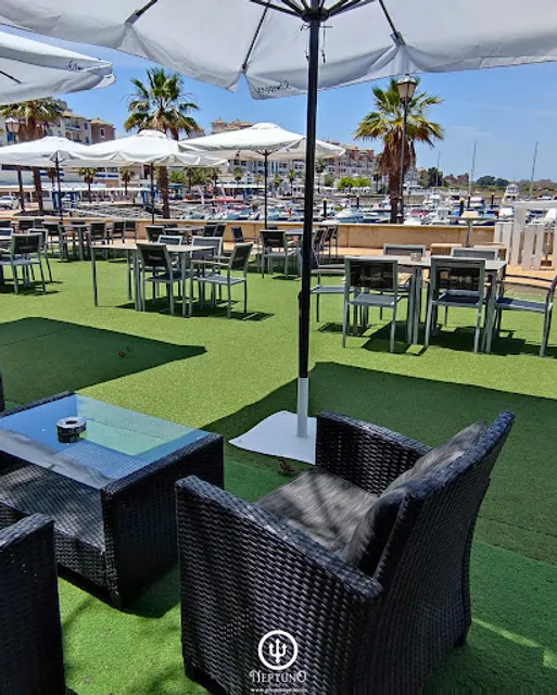 Café Pub Neptuno