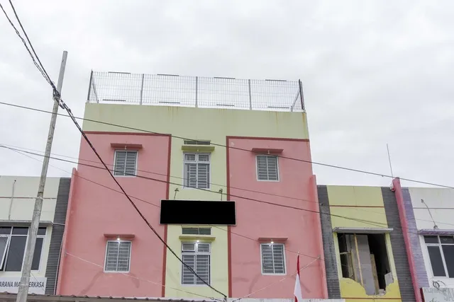 RedDoorz near Griya Agung 2 Palembang