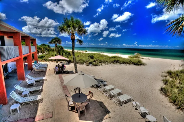 Island House Apartment Motel