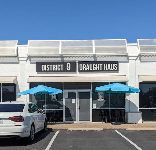 District 9 Draught Haus