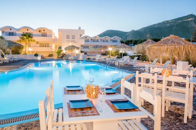Sea View Beach Hotel - Santorini -
