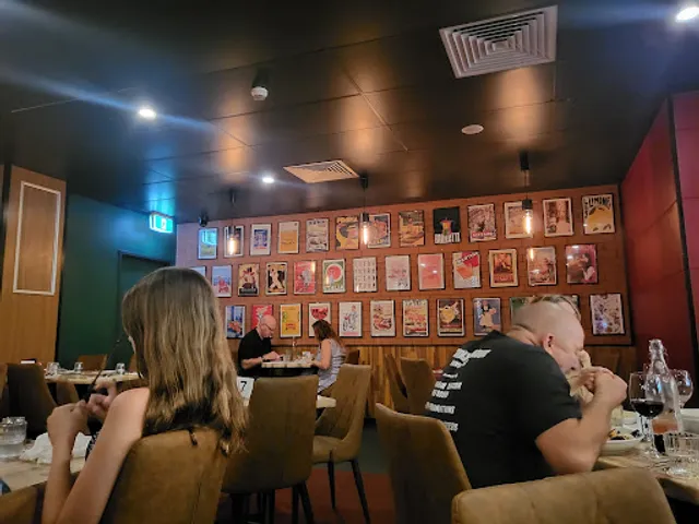 Bravo Pizza, Pasta & Wine Bar