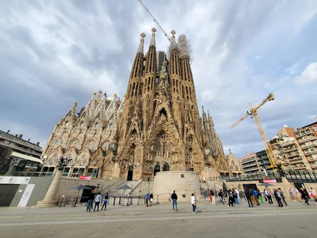 Plaça de la Sagrada Família