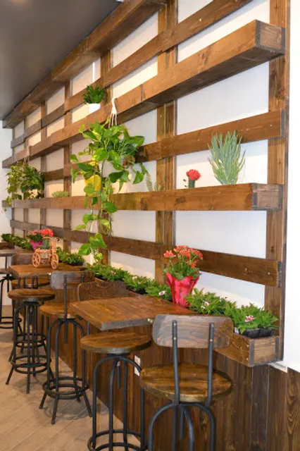 Arisan Tea & Coffee House