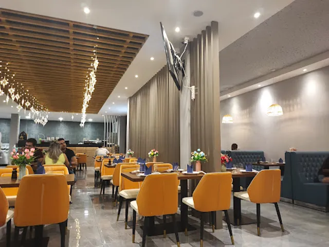 Azoma Sushi Quarteira