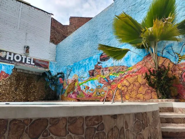 Hotel Plaza Confort Inn