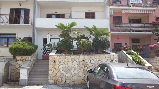 Apartmani Romina