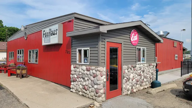 Fox Haus Bar & Grill
