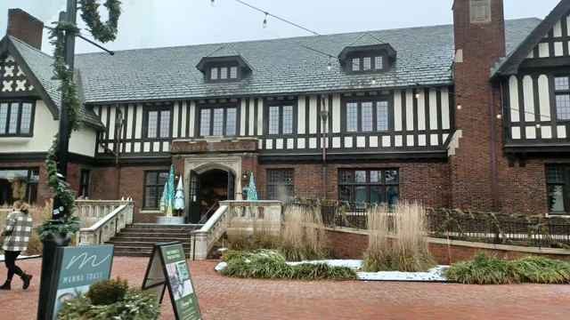 Colonial Green Shopping Center