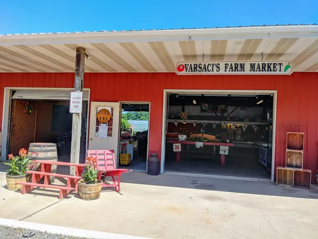 Varsaci's Farm Market