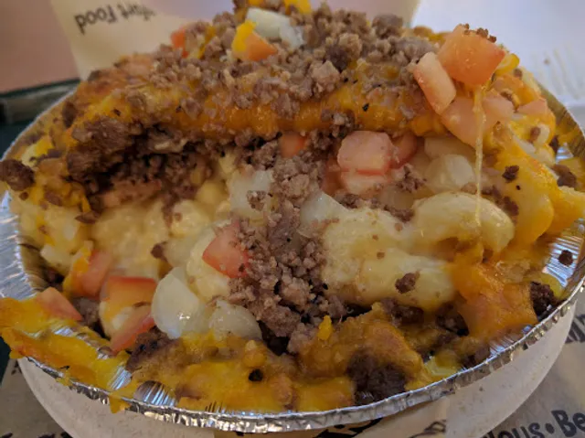 Sweet Lorraine's Mac & Cheez