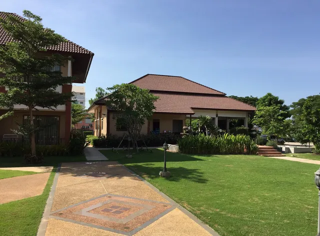 Uthai Tara Hill Hotel