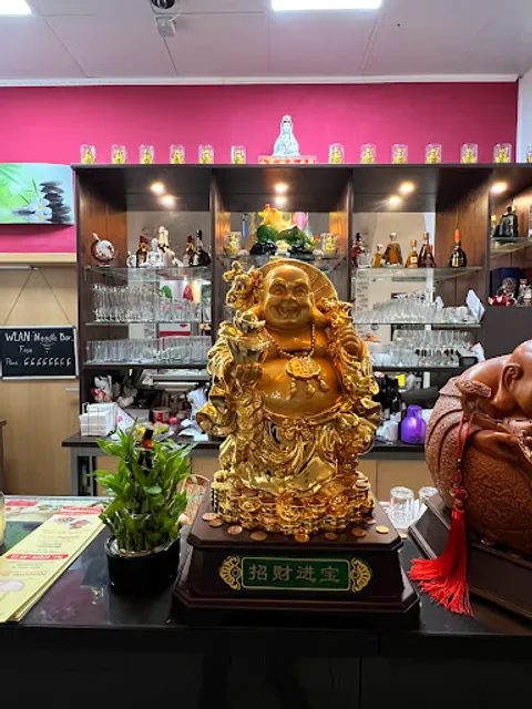 Noodle Bar und Sushi