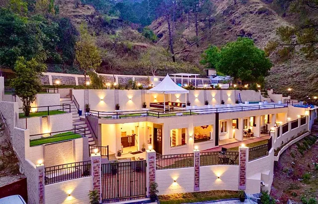 Rolling Hills Corbett