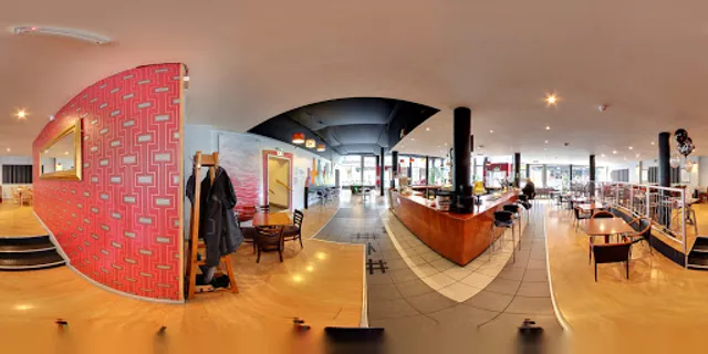 Avant Garde Music Bar & Restaurant