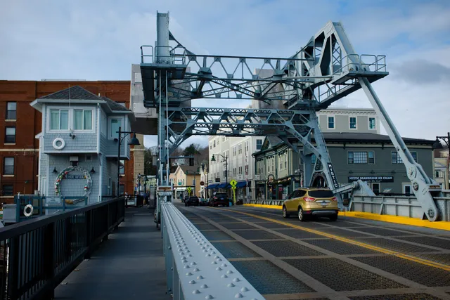 Mystic River Railroad Bridge