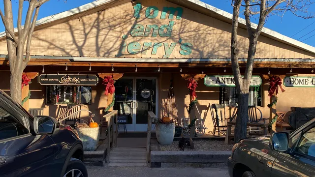 BackRoads Home Decor