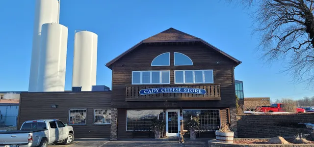Burnett Dairy Cady Cheese Store