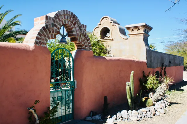 La Vita House: International Study Center for Faith & Culture