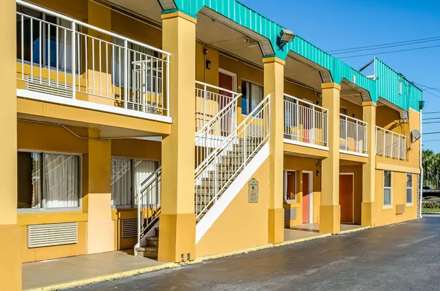 Quality Inn Charleston - West Ashley