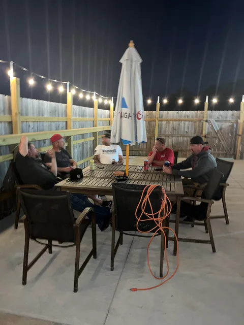 Bonnie's Scenic Tavern